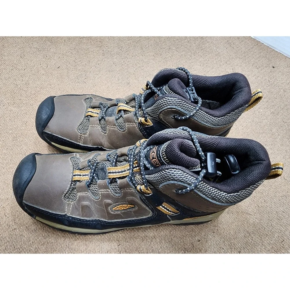 Keen Kids Boys Targhee Mid Waterproof Boots Youth Size 4 Hiking Shoes,Comfort